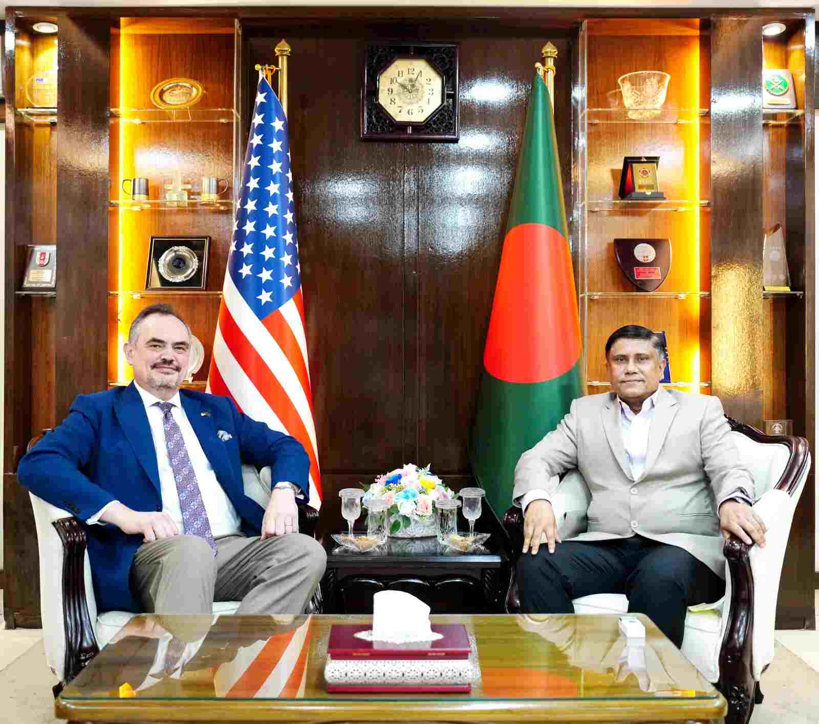 US Ambassador Brent T. Christensen pays courtesy call on PM’s Defence Adviser Brig Gen (retd) AKM Shamsul Islam